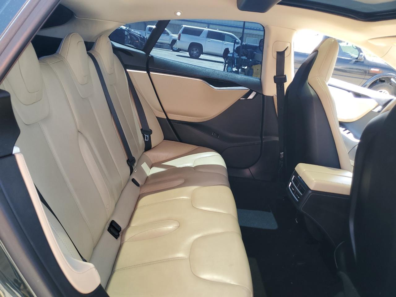 2014 Tesla Model S VIN: 5YJSA1H11EFP41842 Lot: 61392025