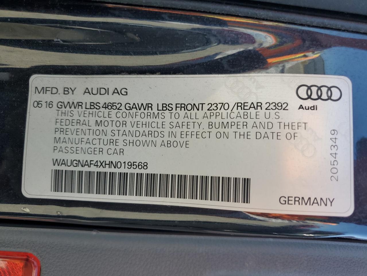 2017 Audi A4 Premium VIN: WAUGNAF4XHN019568 Lot: 62602495