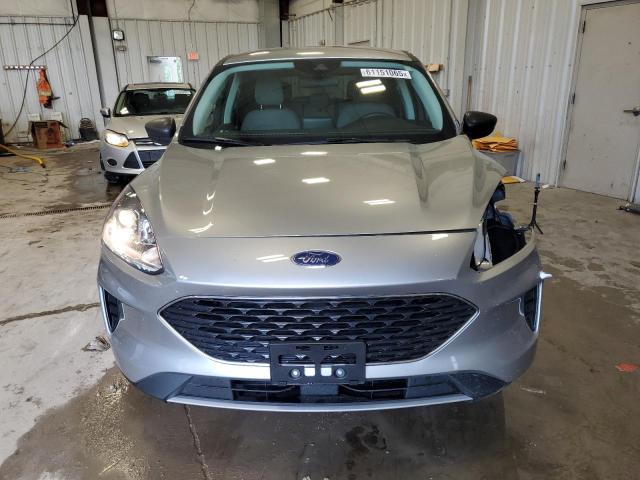  FORD ESCAPE 2022 Srebrny