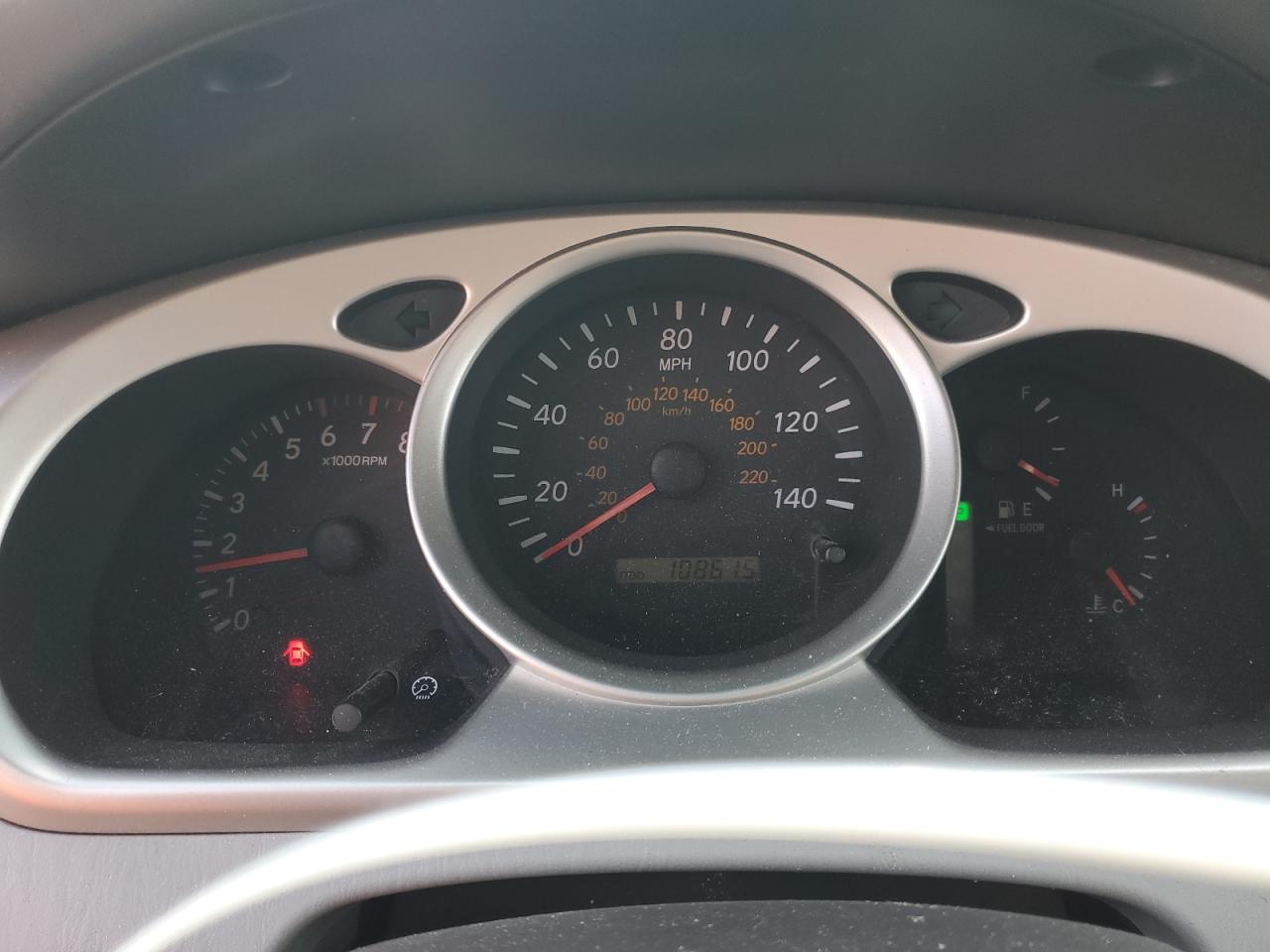 2005 Toyota Highlander Limited VIN: JTEDP21A550075764 Lot: 63050105