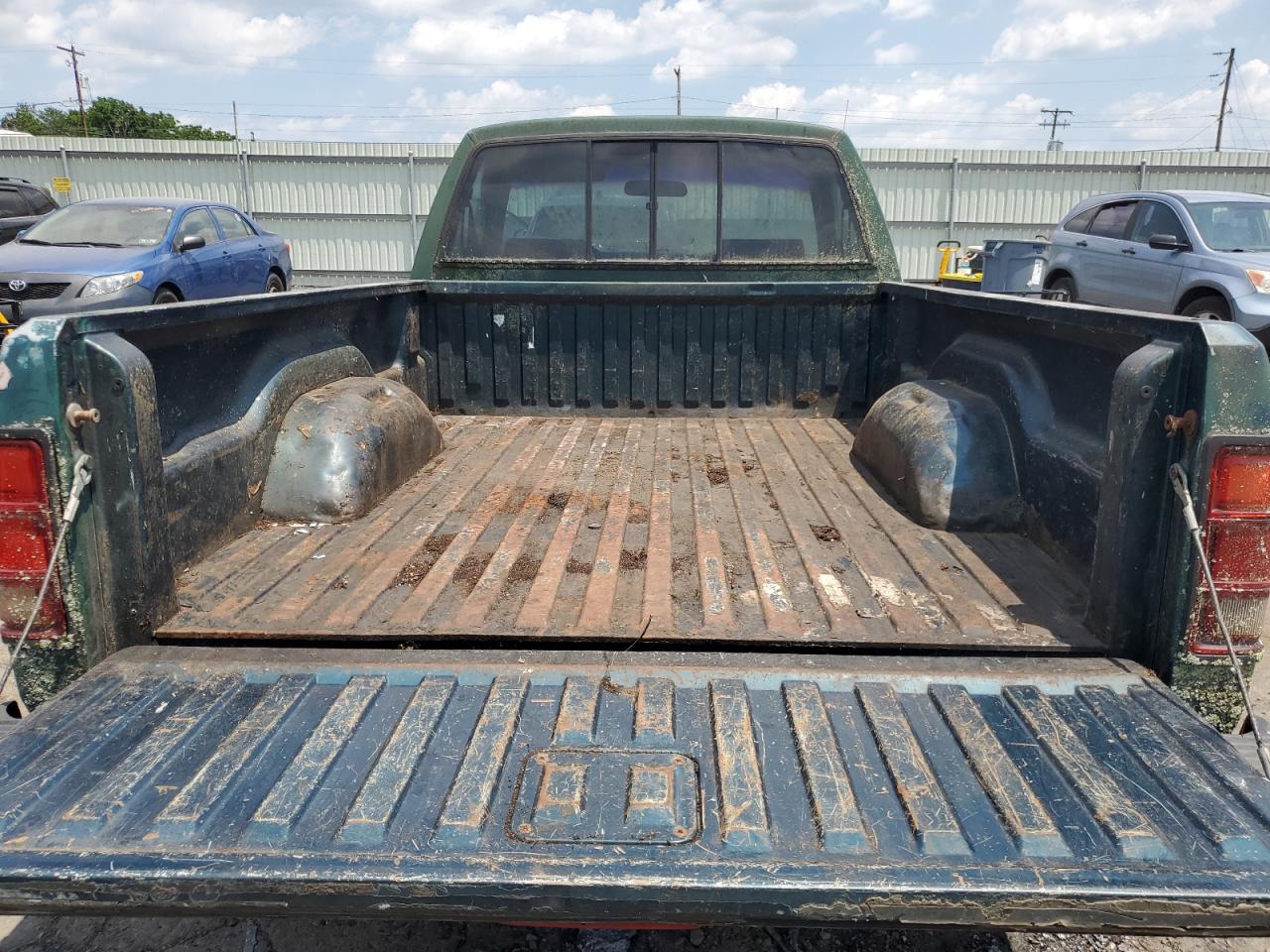 1995 Dodge Dakota VIN: 1B7FL26X5SW913337 Lot: 62380125