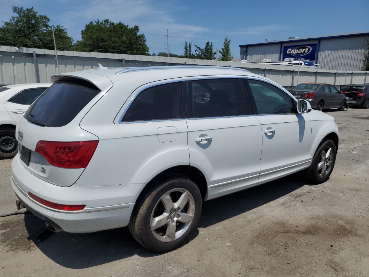 AUDI Q7 2014 VIN WA1LMAFE0ED012654 фото 3