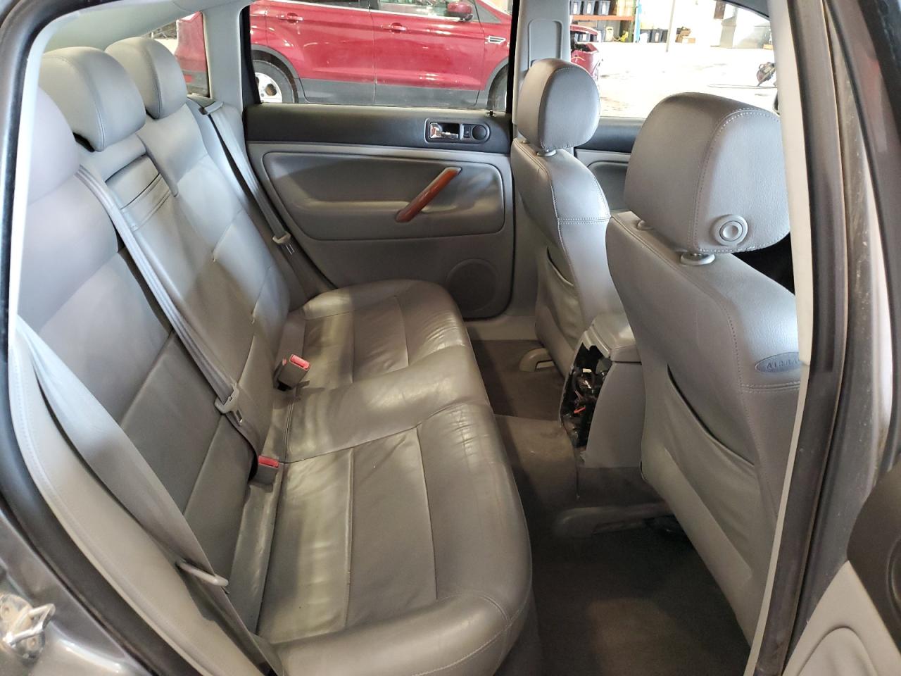 2002 Volkswagen Passat Glx VIN: WVWRH63B42P347809 Lot: 62572685