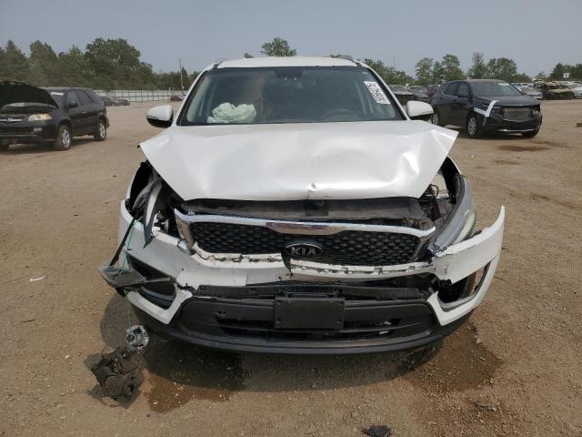  KIA SORENTO 2016 Белый