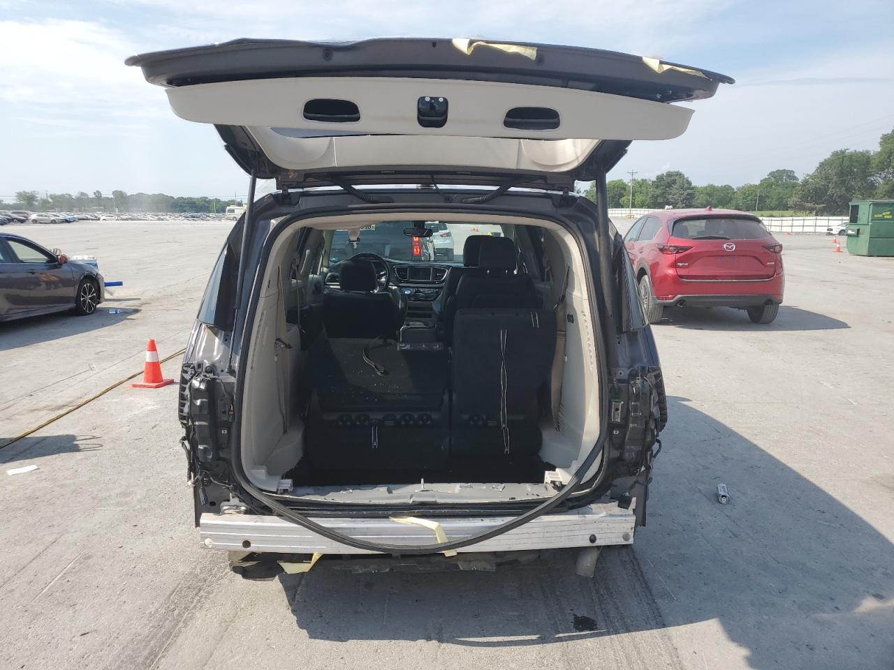 CHRYSLER PACIFICA 2019 VIN 2C4RC1BG0KR596864 photo 6