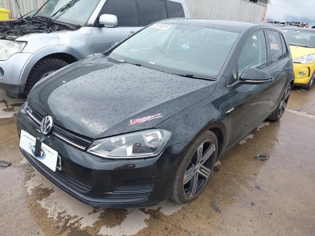 VOLKSWAGEN GOLF BLUEM 2014