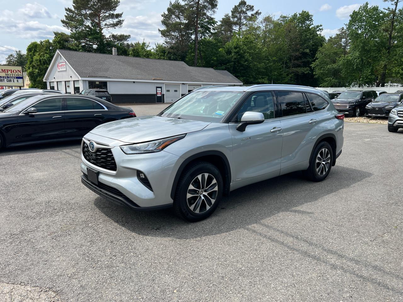 2020 Toyota Highlander Hybrid Xle