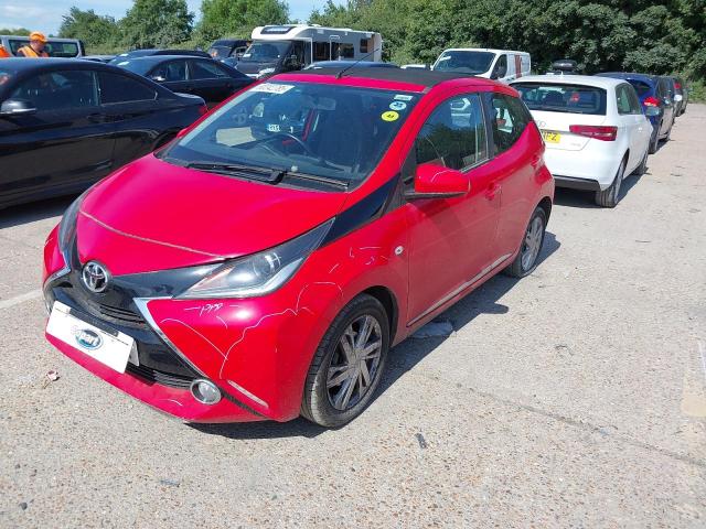 TOYOTA AYGO X-PRE 2015