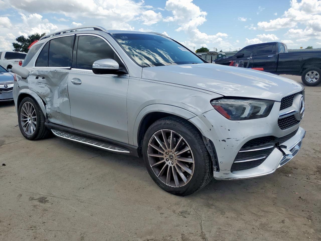 MERCEDES-BENZ GLE-CLASS 2020 VIN 4JGFB4JE2LA200832 photo 4