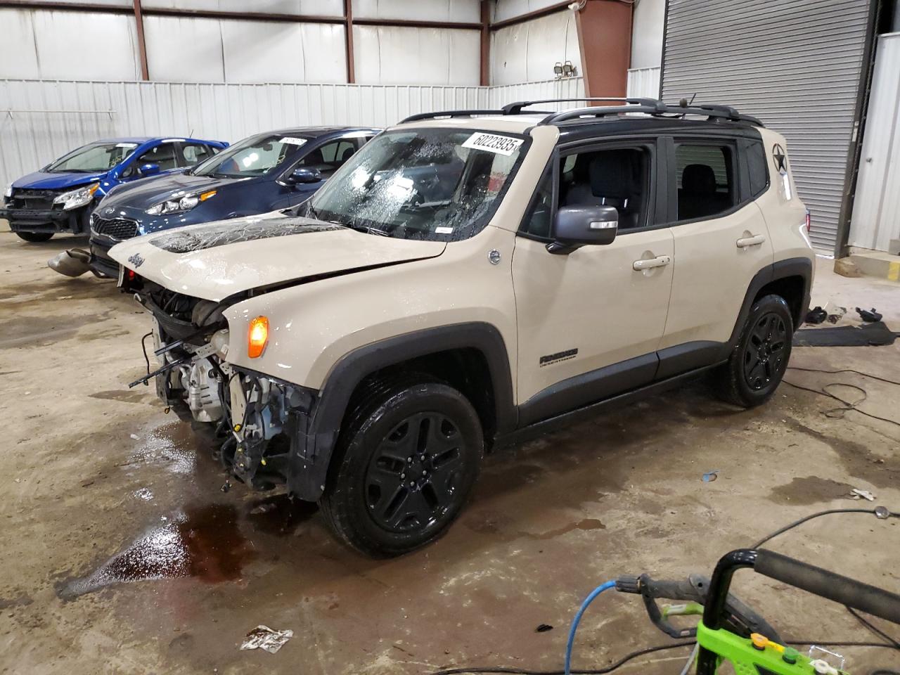 2017 Jeep Renegade Trailhawk за продажба в Lansing, MI - Front End