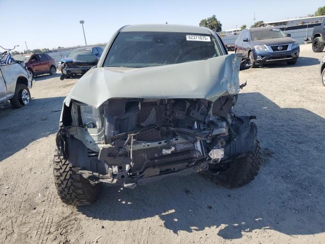  TOYOTA TACOMA 2022 Gray