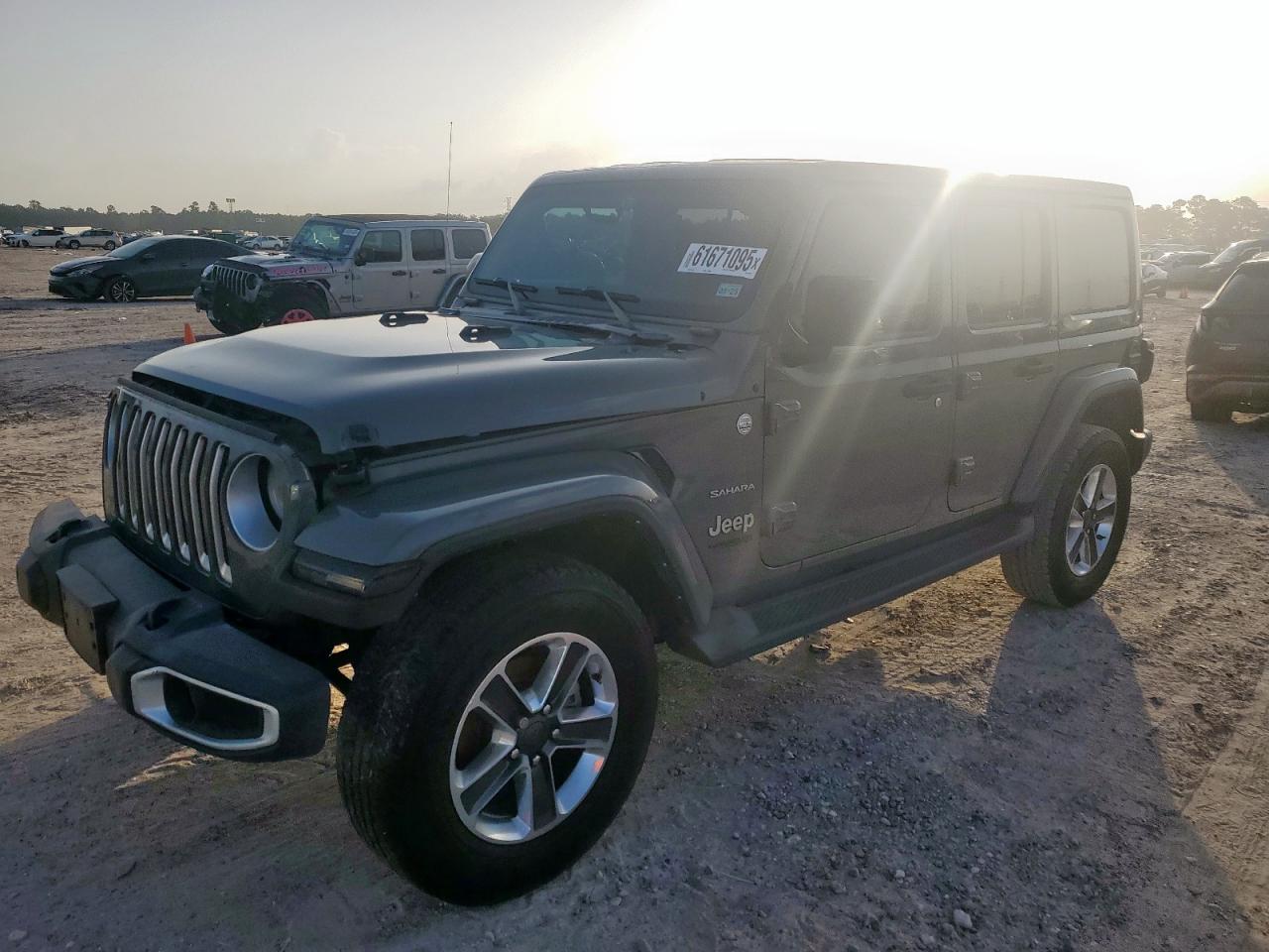 Houston, TX에서 판매 중인 2022 Jeep Wrangler Unlimited Sahara - Front End