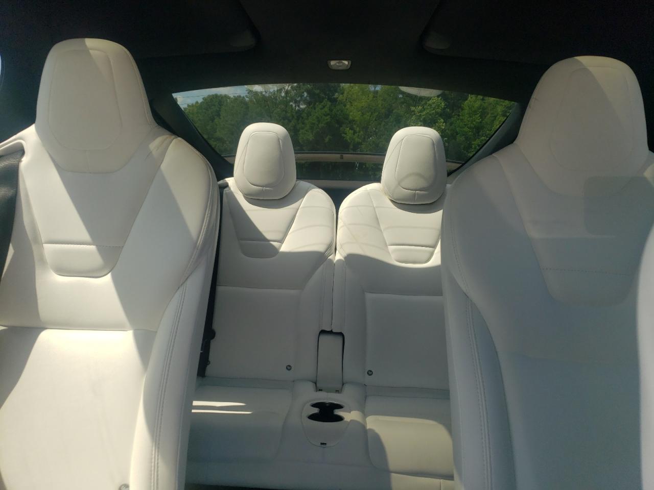 2017 Tesla Model X VIN: 5YJXCBE47HF051831 Lot: 60477055