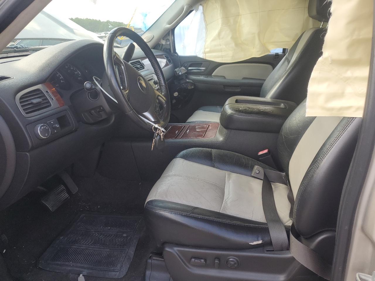 2007 Chevrolet Tahoe C1500 VIN: 1GNFC13087R313569 Lot: 61215305