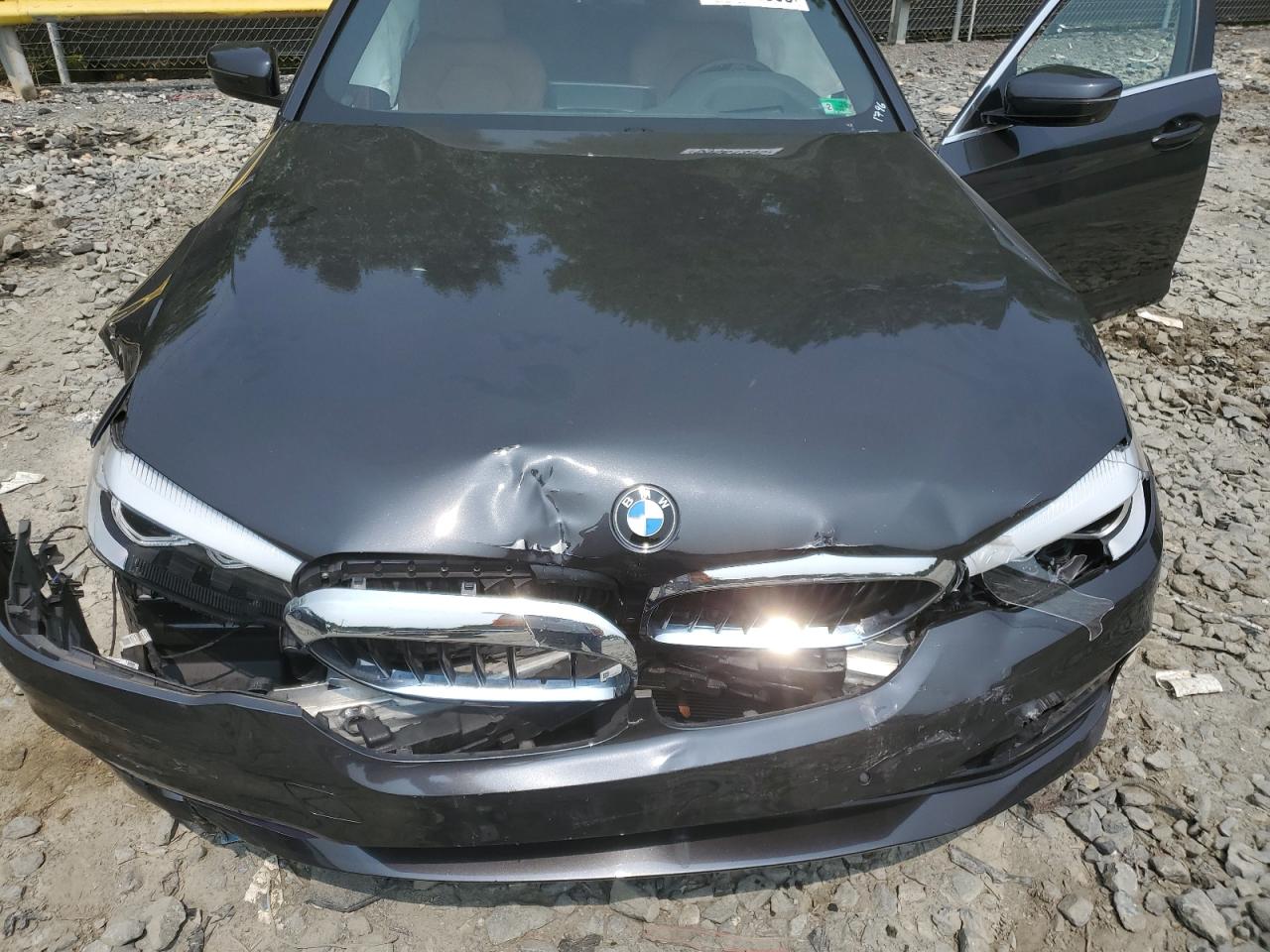 2019 BMW 530Xe VIN: WBAJB1C58KB375649 Lot: 59561305
