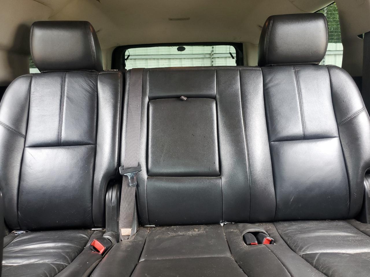 2011 GMC Yukon Xl K1500 Slt VIN: 1GKS2KE32BR400565 Lot: 62788065