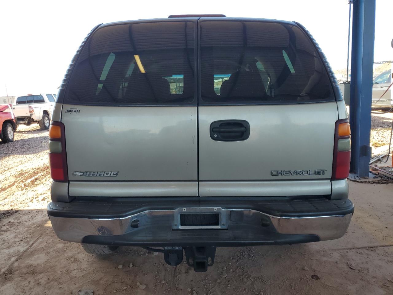 2001 Chevrolet Tahoe C1500 VIN: 1GNEC13T51R219162 Lot: 62908245