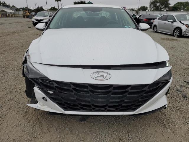  HYUNDAI ELANTRA 2022 White