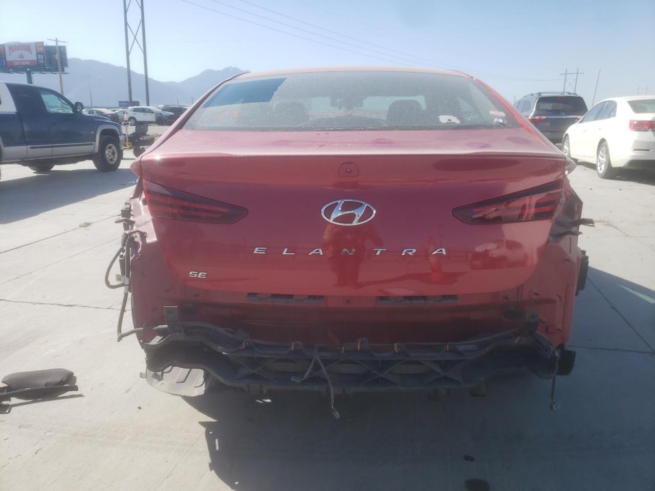 2019 Hyundai Elantra Se VIN: 5NPD74LFXKH442780 Lot: 61383955