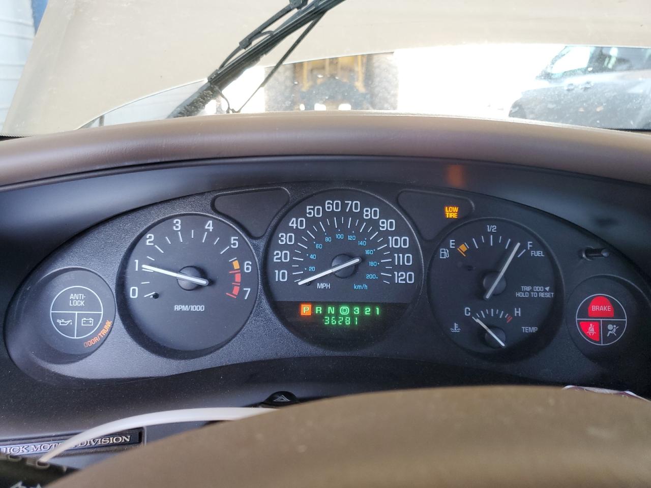 2002 Buick Regal Ls VIN: 2G4WB52K121212182 Lot: 61540545