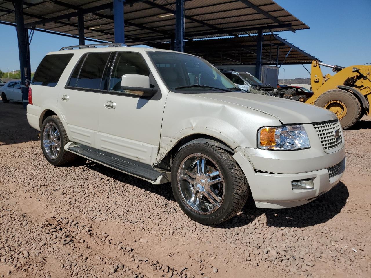 FORD EXPEDITION 2005 VIN 1FMFU205X5LA54896 photo 4