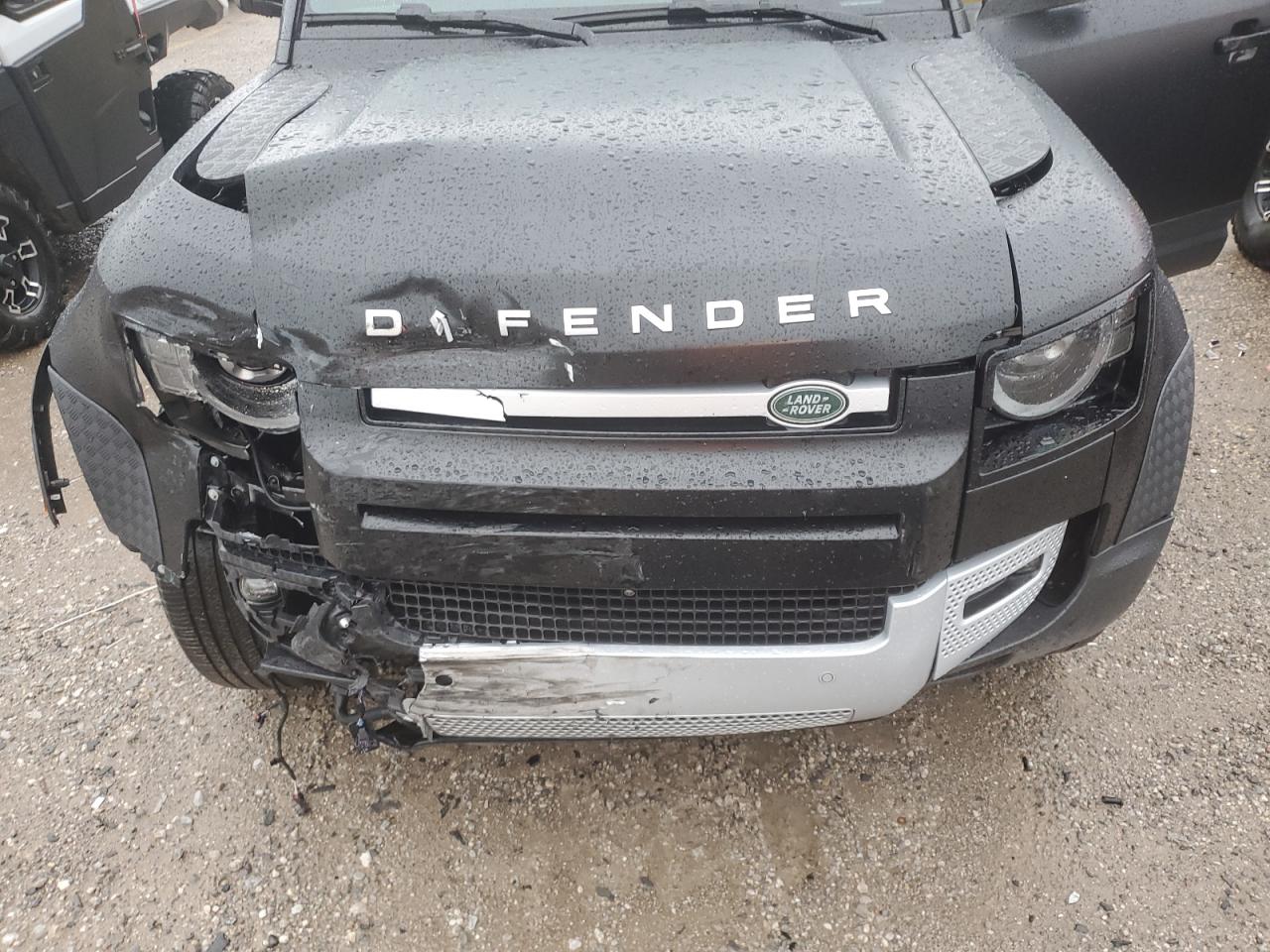 2024 Land Rover Defender 110 S VIN: SALEJ7EX5R2311676 Lot: 59365555