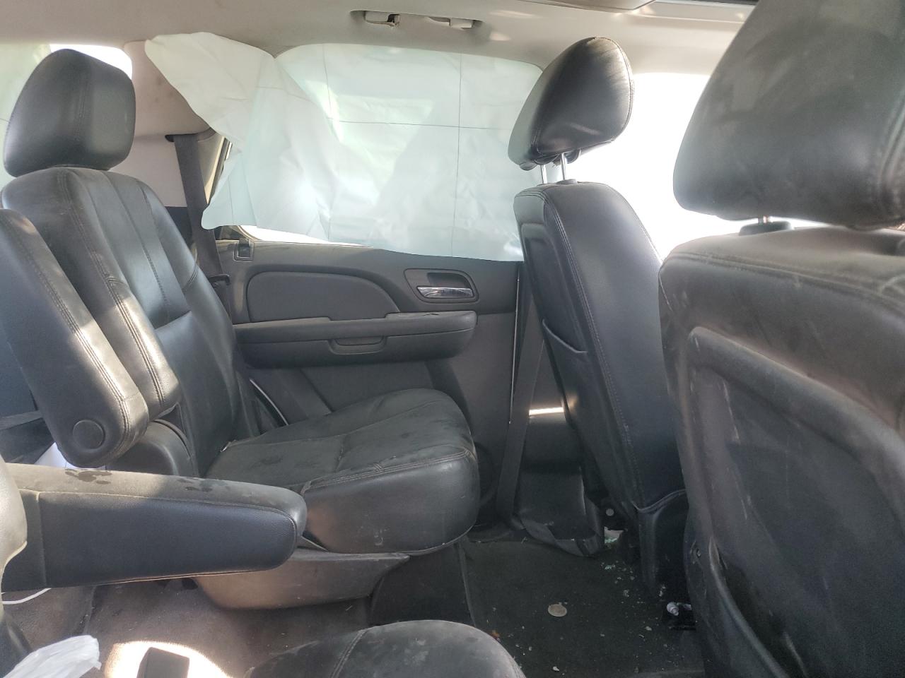 2013 Chevrolet Tahoe K1500 Lt VIN: 1GNSKBE06DR173490 Lot: 61293435