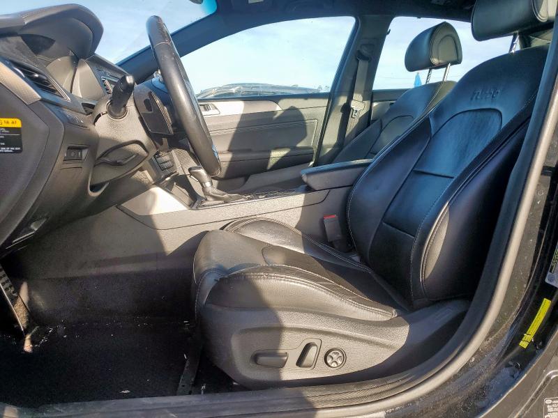 Sedans HYUNDAI SONATA 2015 Czarny