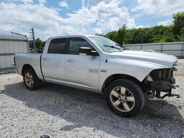 Pickups RAM 1500 2016 Silver