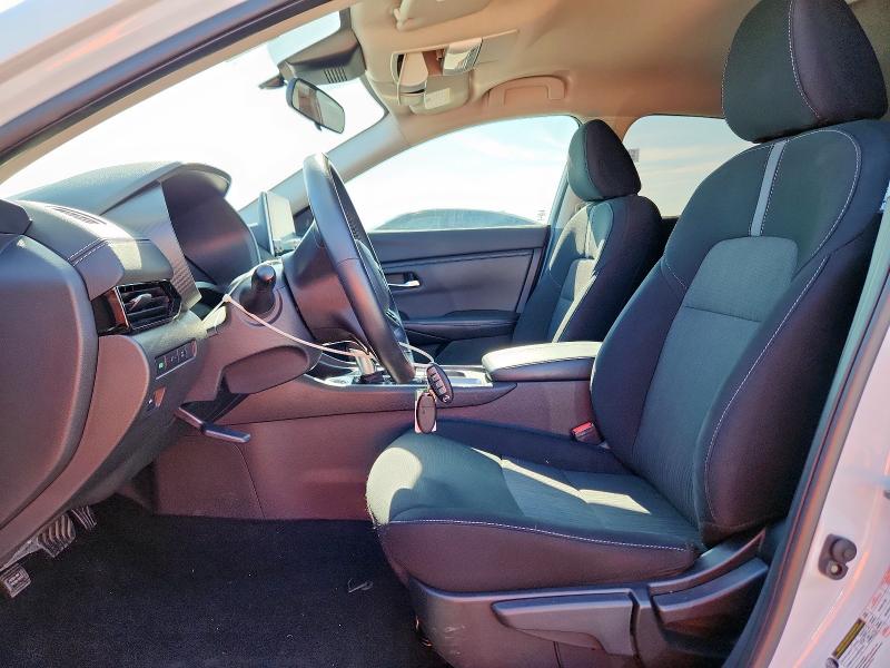  NISSAN SENTRA 2023 Белы