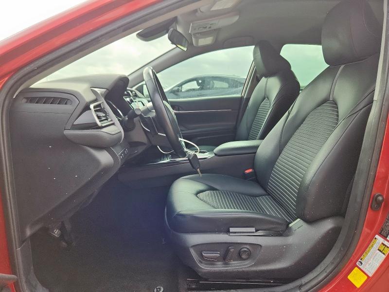  TOYOTA CAMRY 2020 Red