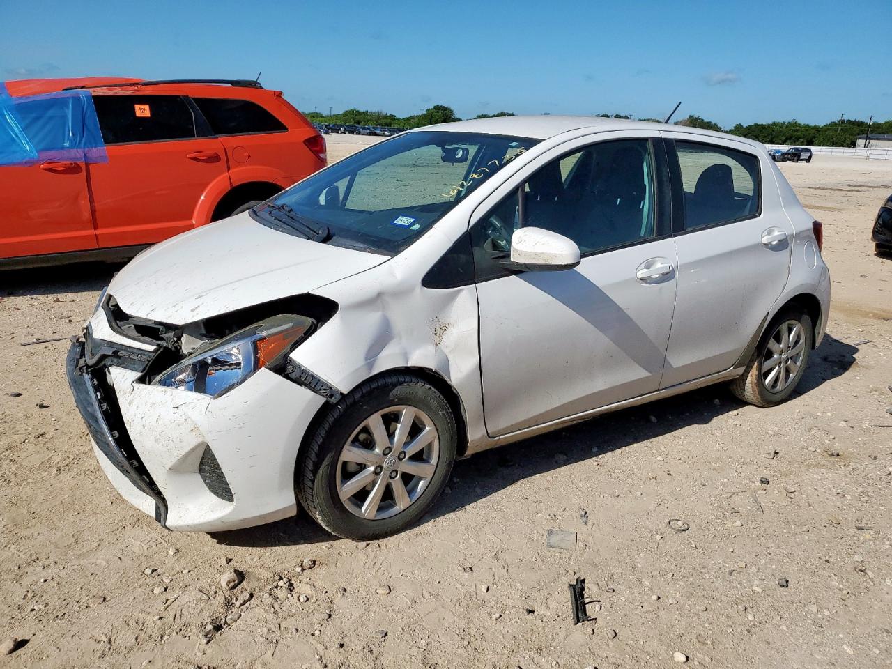 San Antonio, TX에서 판매 중인 2015 Toyota Yaris - Front End