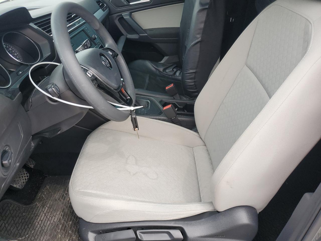 VOLKSWAGEN TIGUAN 2020 VIN 3VV1B7AX1LM152875 photo 7