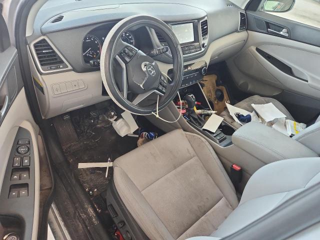  HYUNDAI TUCSON 2018 Srebrny
