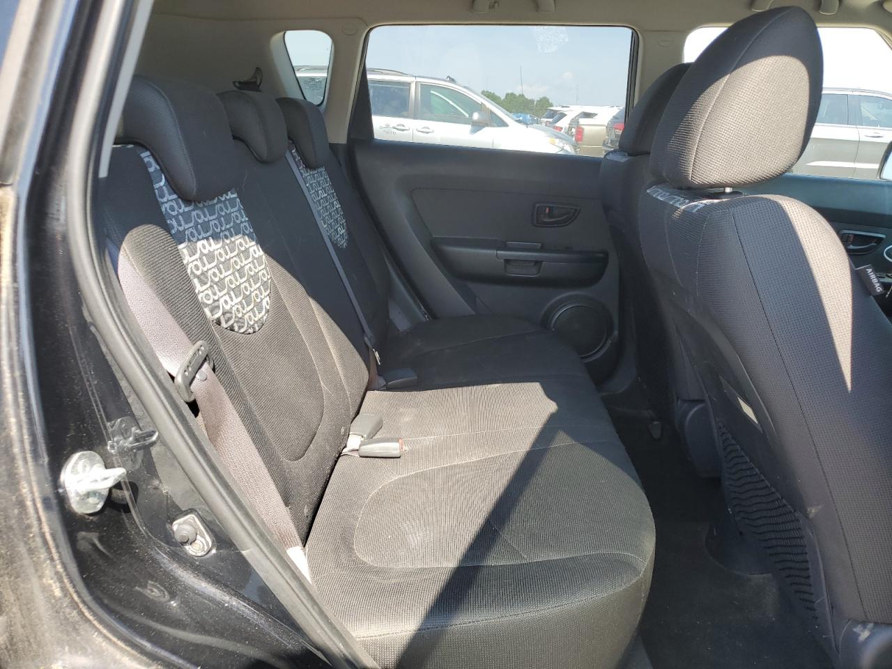 2010 Kia Soul + VIN: KNDJT2A27A7043718 Lot: 62379415