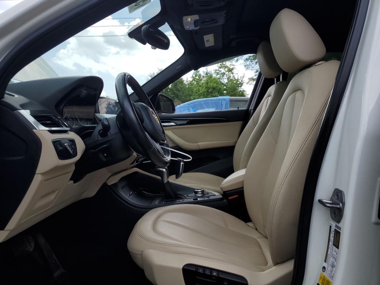 2018 BMW X1 xDrive28I VIN: WBXHT3C36J5K23992 Lot: 59337385