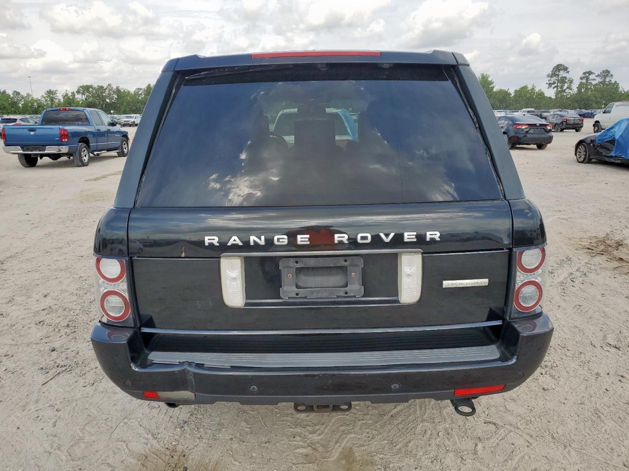 2010 Land Rover Range Rover Hse Luxury VIN: SALMF1E49AA323582 Lot: 59554225