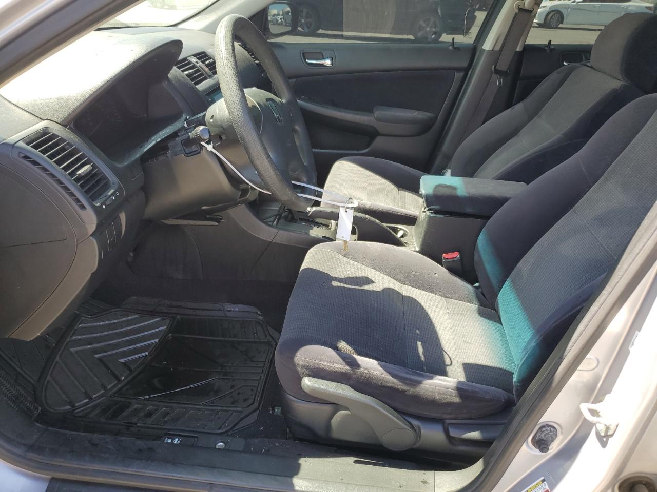 2004 Honda Accord Lx VIN: JHMCM56364C026993 Lot: 61365205