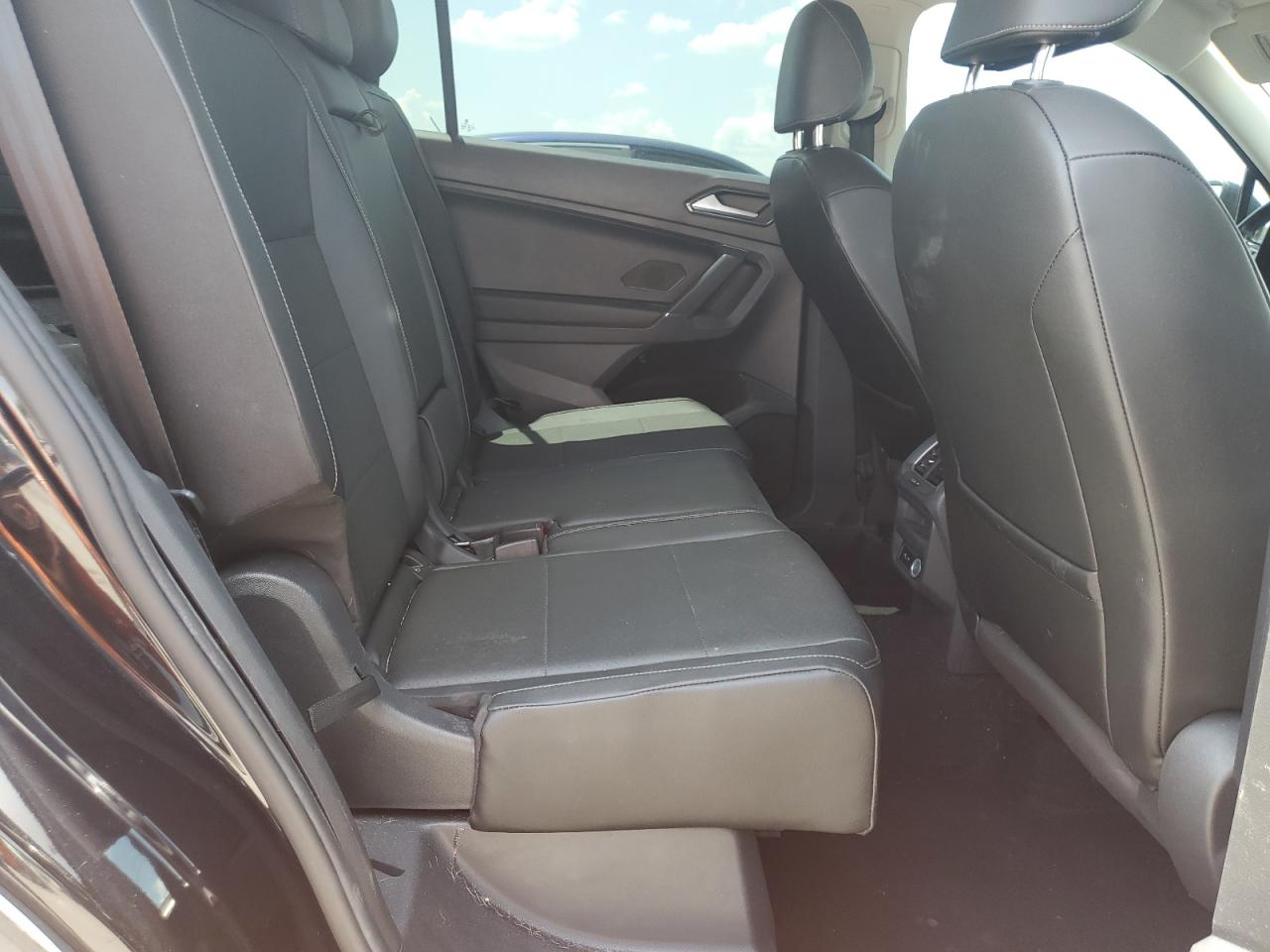 2018 Volkswagen Tiguan Se VIN: 3VV3B7AX3JM137655 Lot: 93940705