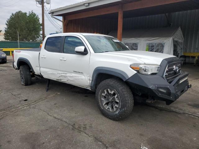  TOYOTA TACOMA 2017 Белый