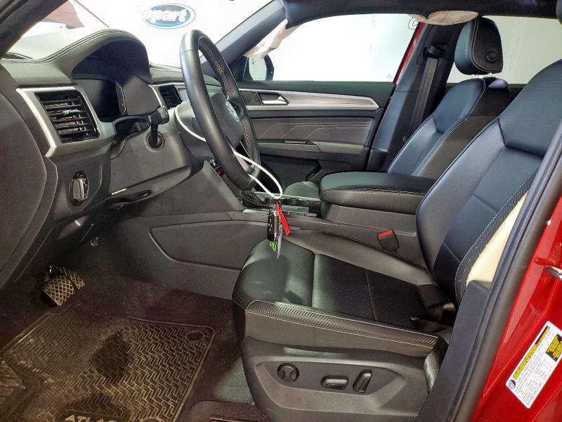  VOLKSWAGEN ATLAS 2022 Czerwony
