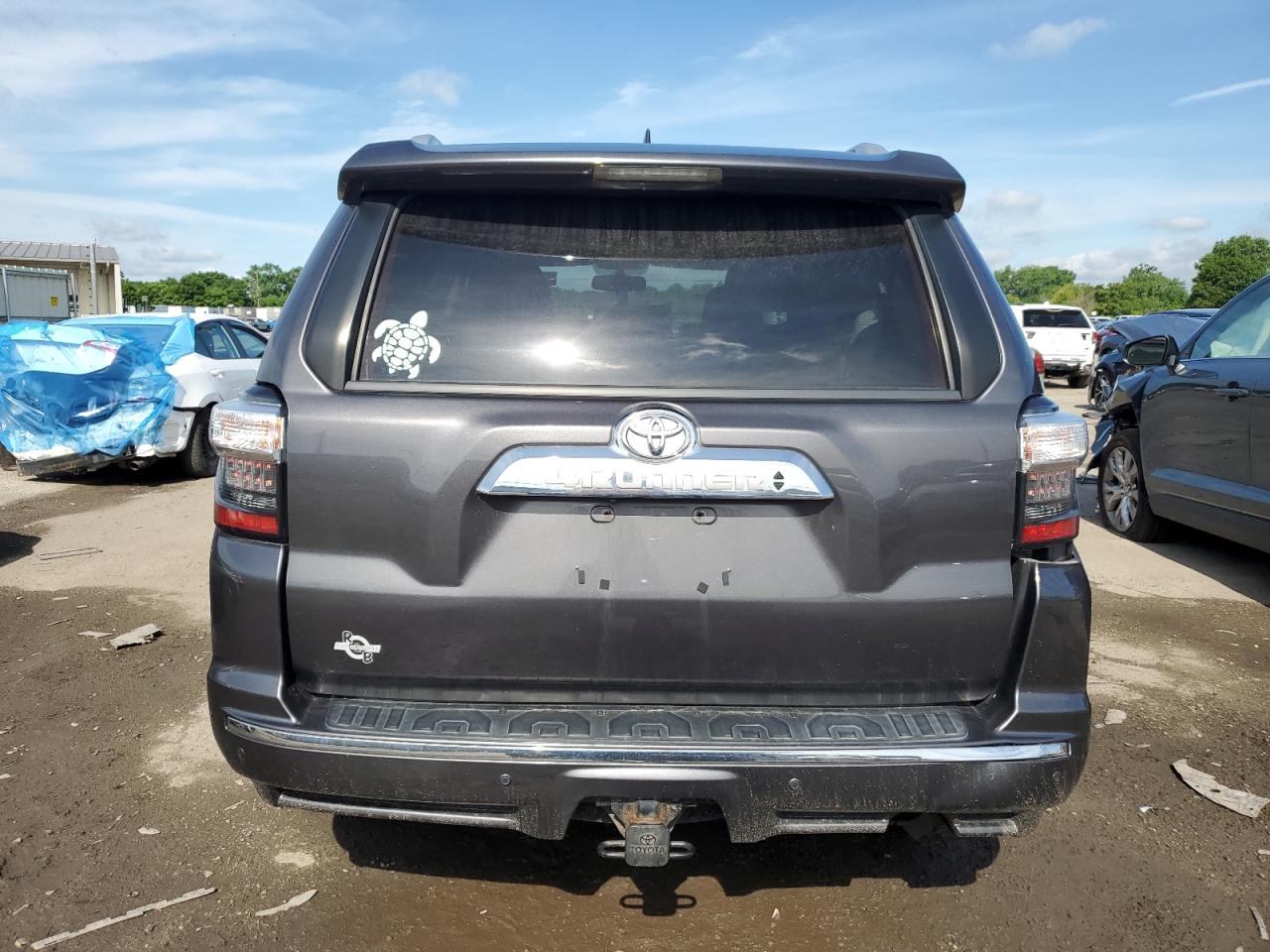 2018 Toyota 4Runner Sr5/Sr5 Premium VIN: JTEBU5JRXJ5510590 Lot: 62786435