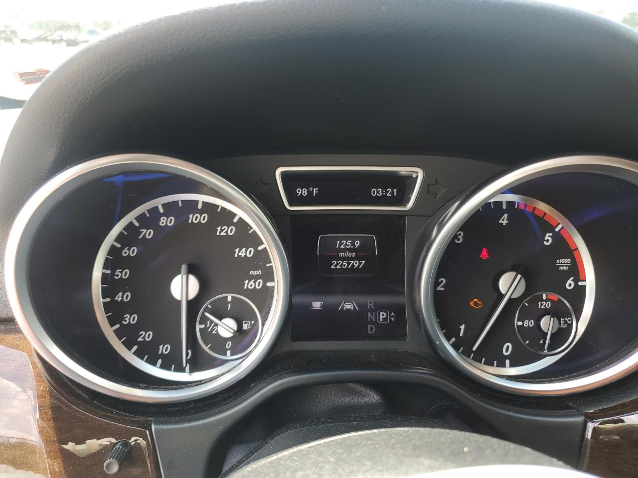 2013 Mercedes-Benz Ml 350 Bluetec VIN: 4JGDA2EB0DA201915 Lot: 62342135