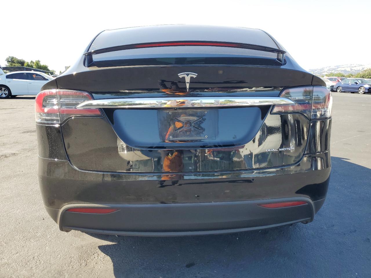 2020 Tesla Model X VIN: 5YJXCBE21LF305119 Lot: 62733885