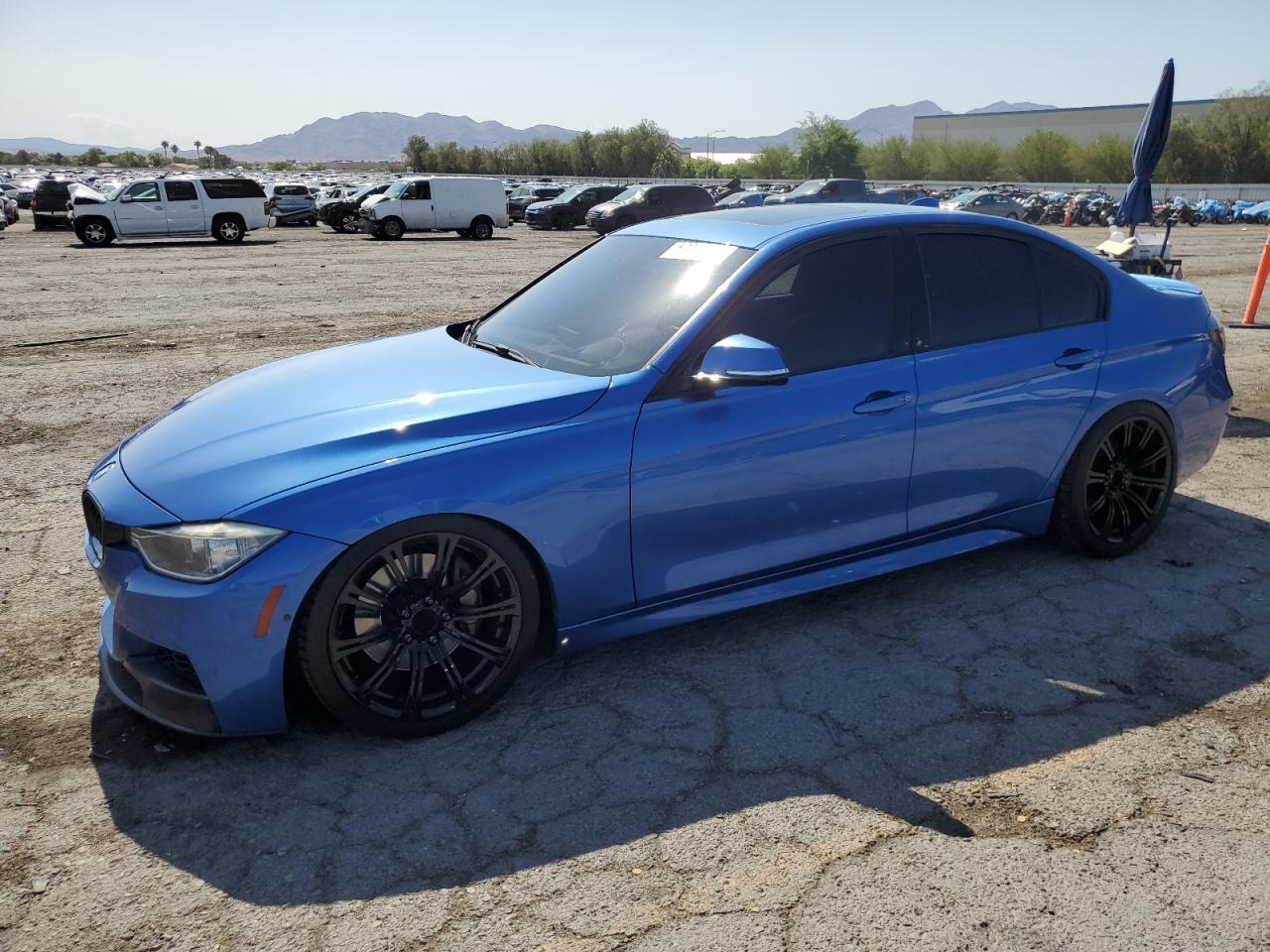 WBA3A9C53DF477284 BMW 3 SERIES Photo 1