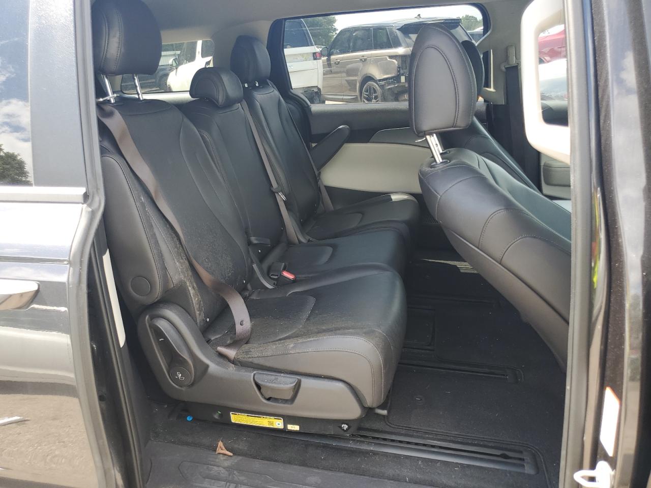 2024 Kia Carnival Lx VIN: KNDNB4H38R6377420 Lot: 60104845