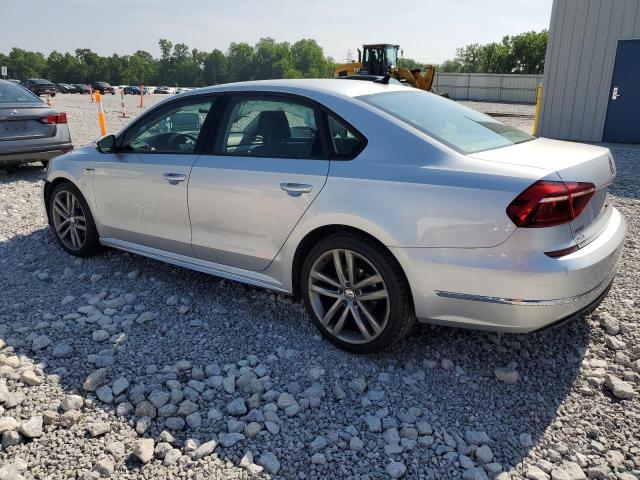  VOLKSWAGEN PASSAT 2018 Srebrny