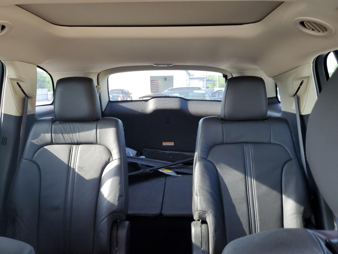 2015 Lincoln Mkt VIN: 2LMHJ5AT4FBL04378 Lot: 61763285