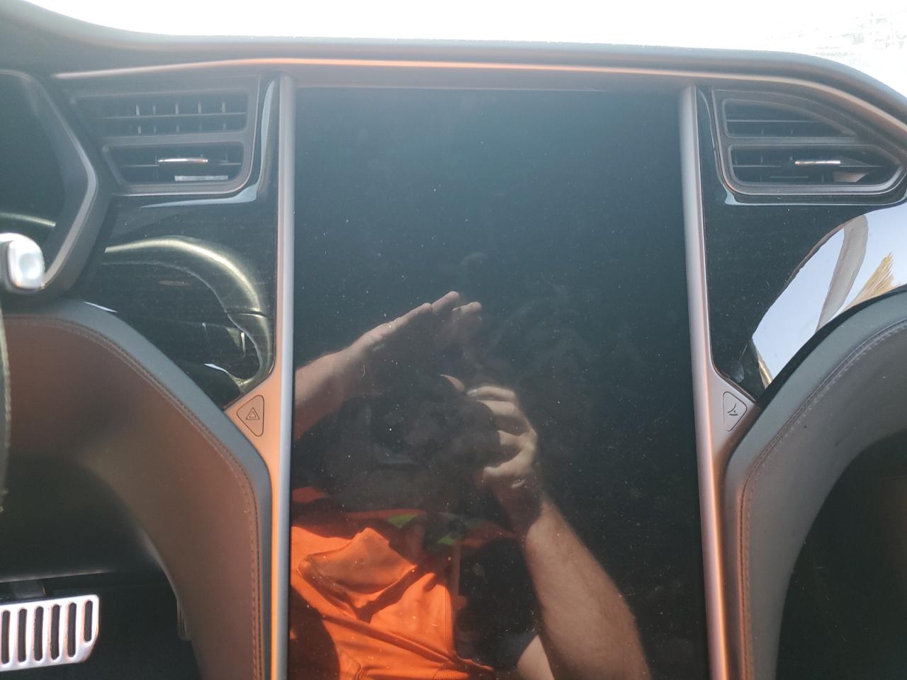 2018 Tesla Model S VIN: 5YJSA1E26JF261397 Lot: 62666715