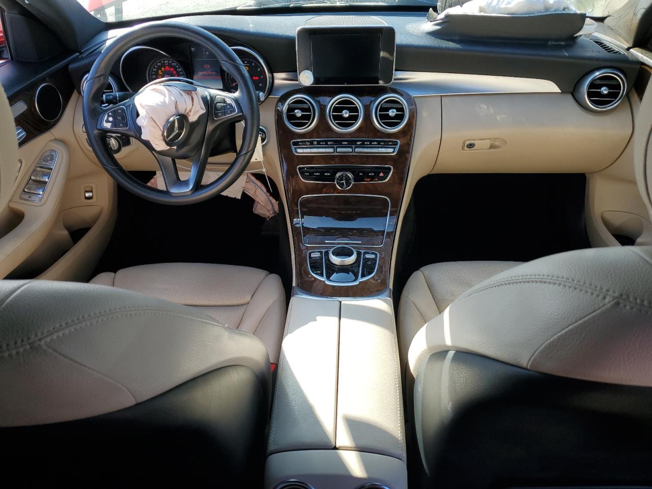2018 Mercedes-Benz C 300 VIN: 55SWF4JB8JU279442 Lot: 60338015